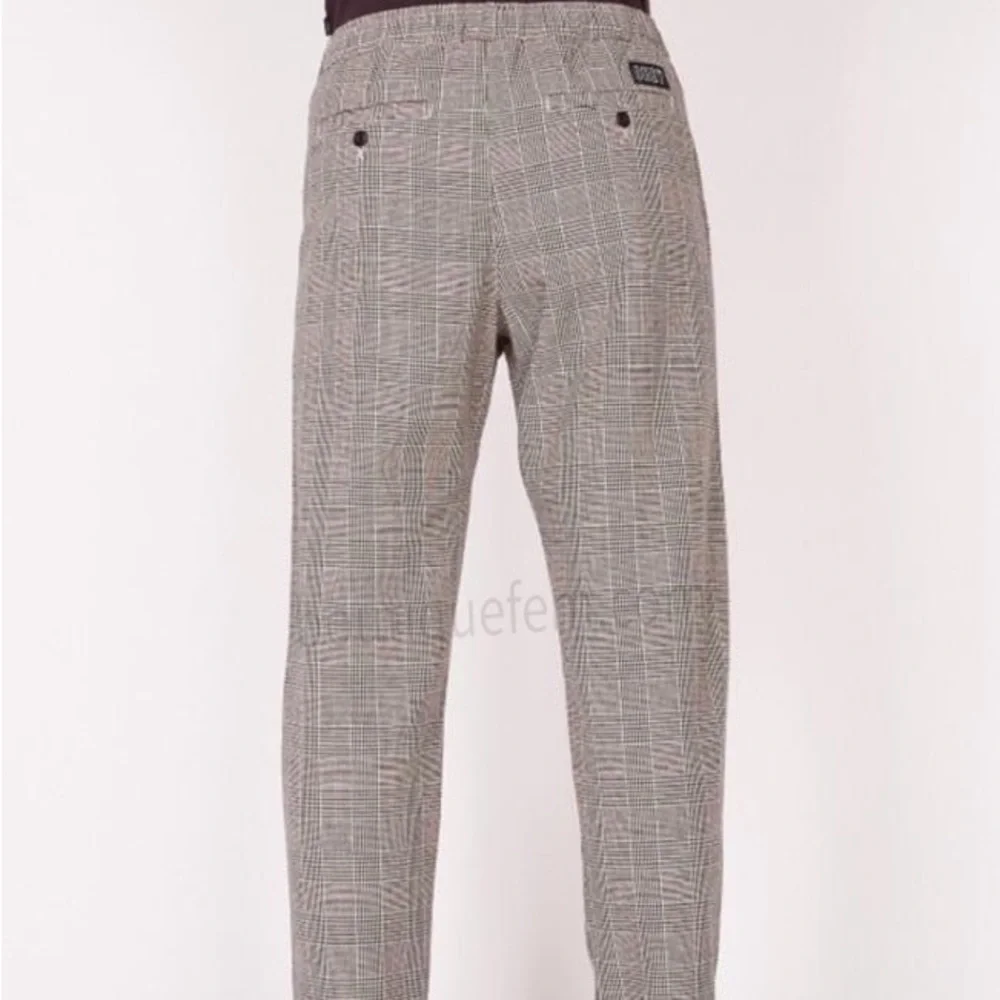 Pants - Picture 4 of 4